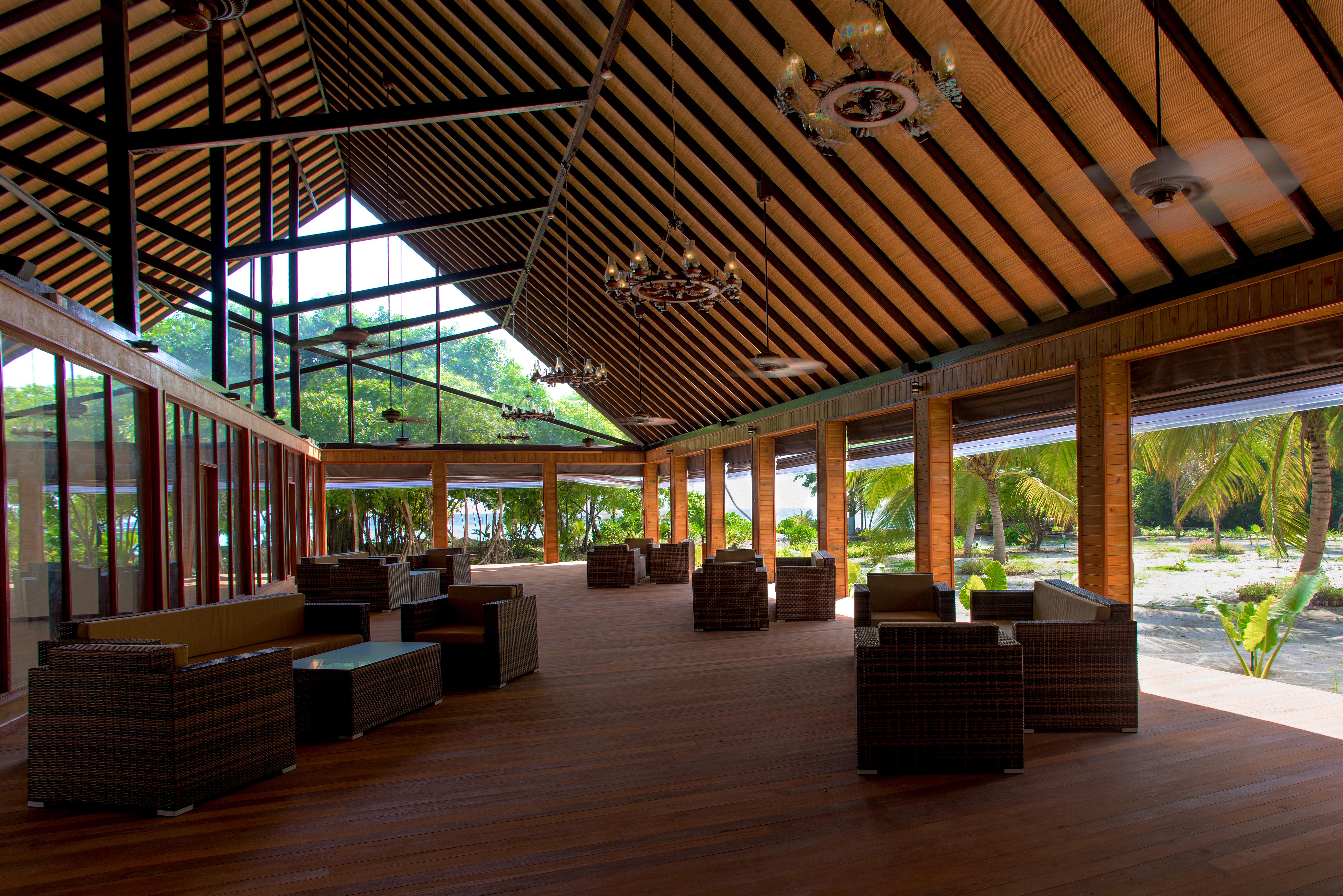 Furaveri Maldives - Complimentary Round-Trip Seaplane Transfer For Two For A Minimum Of 5 Nights Or More From May 1St To October 31St, 2025 Meedhoo  Exterior photo The interior of the airport