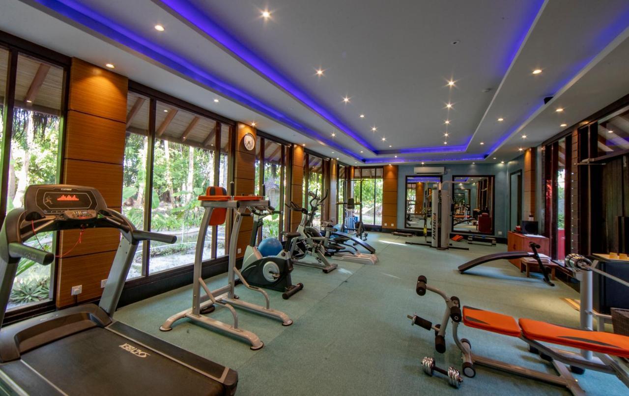 Furaveri Maldives - Complimentary Round-Trip Seaplane Transfer For Two For A Minimum Of 5 Nights Or More From May 1St To October 31St, 2025 Meedhoo  Exterior photo The gym at the Taj Bengal