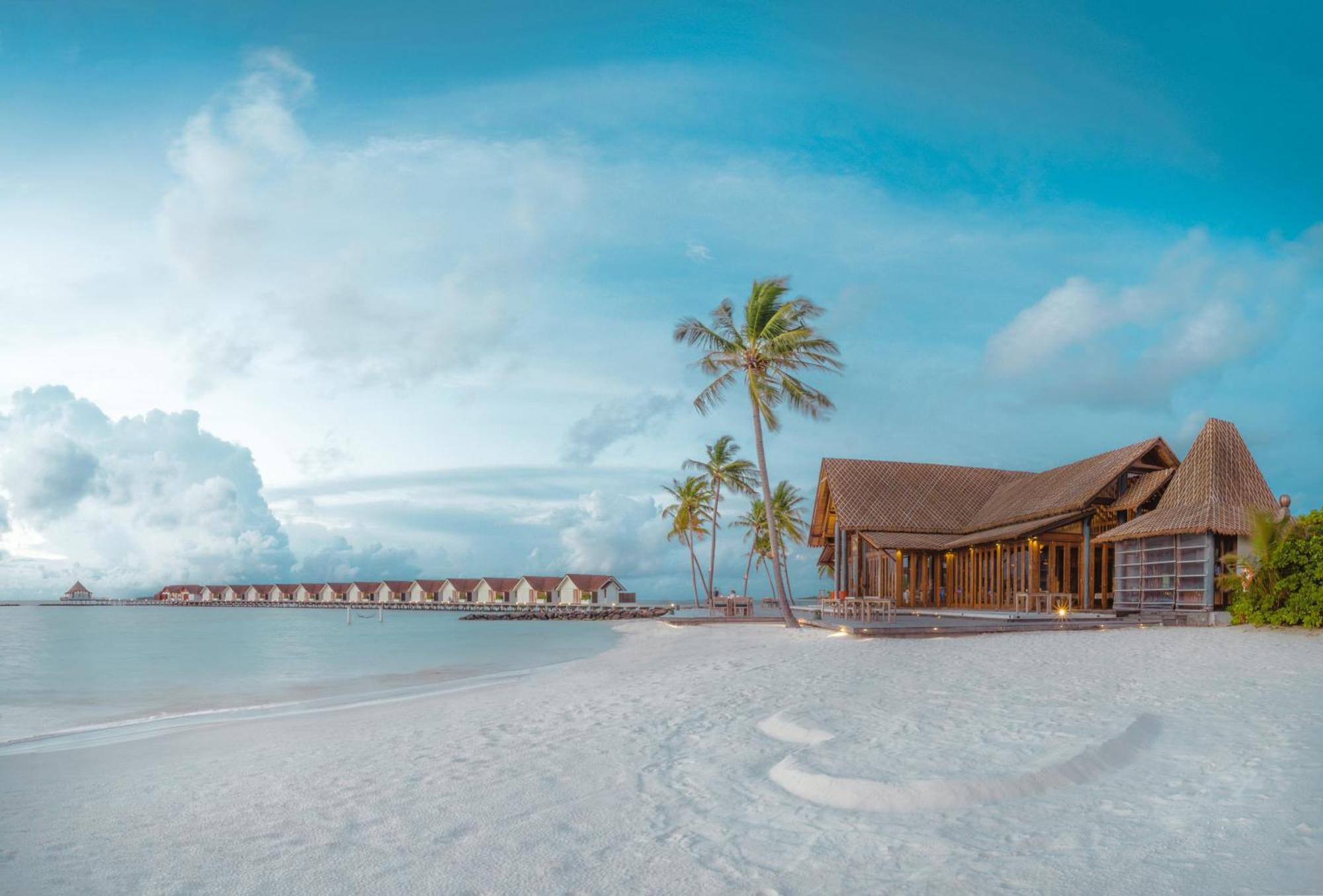 Furaveri Maldives - Complimentary Round-Trip Seaplane Transfer For Two For A Minimum Of 5 Nights Or More From May 1St To October 31St, 2025 Meedhoo  Exterior photo The beach at the resort